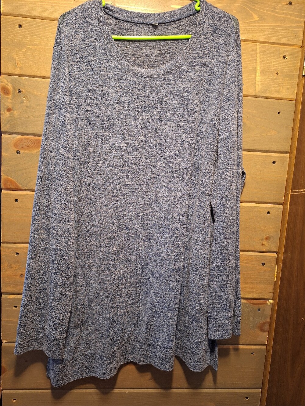 Sweater - Picture 5 of 6